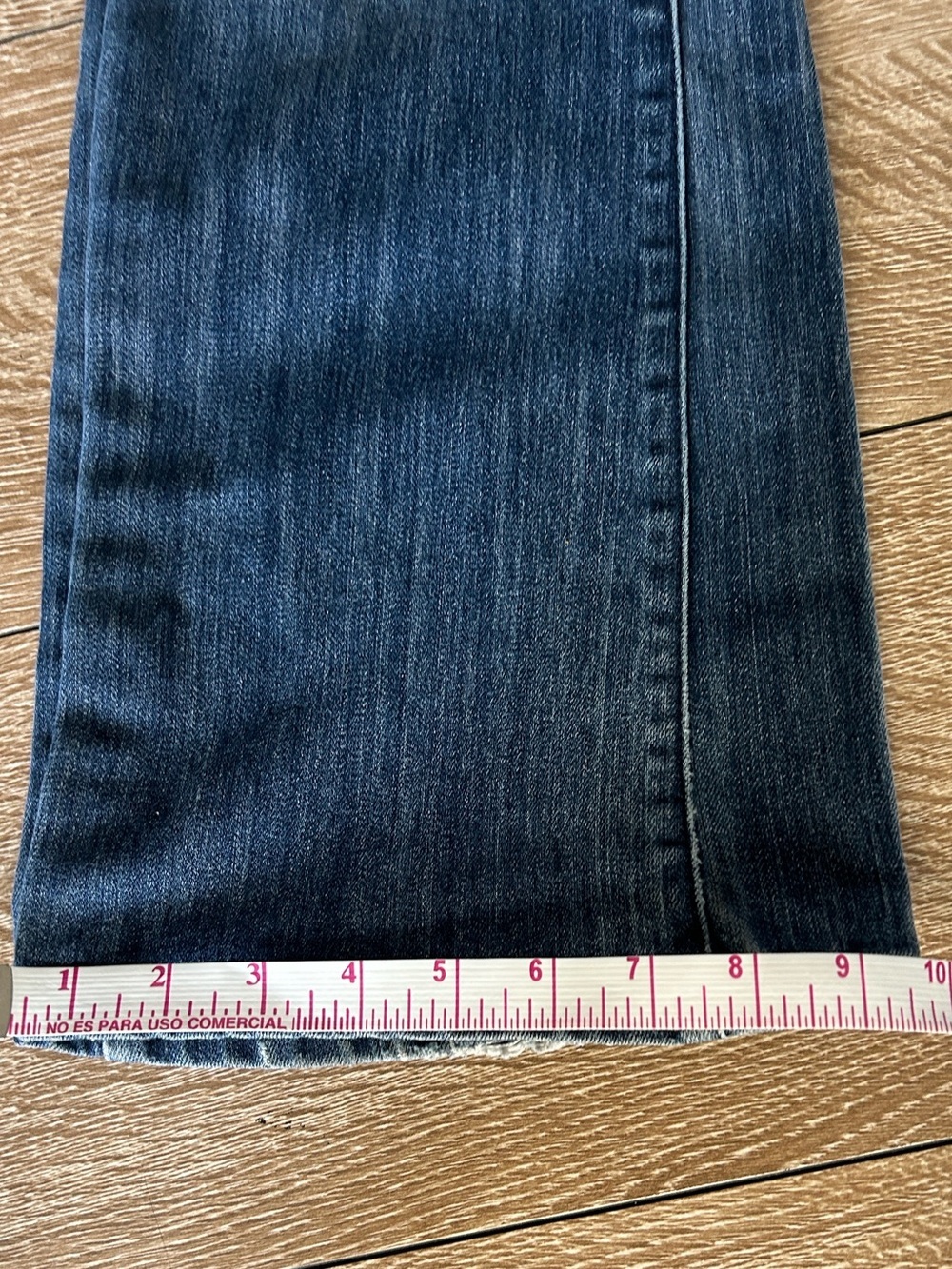 Women's Flare Jeans in Medium Blue Wash - Picture 7 of 11